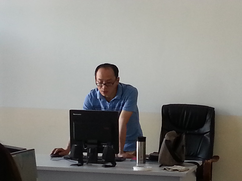 杨闽老师教学中